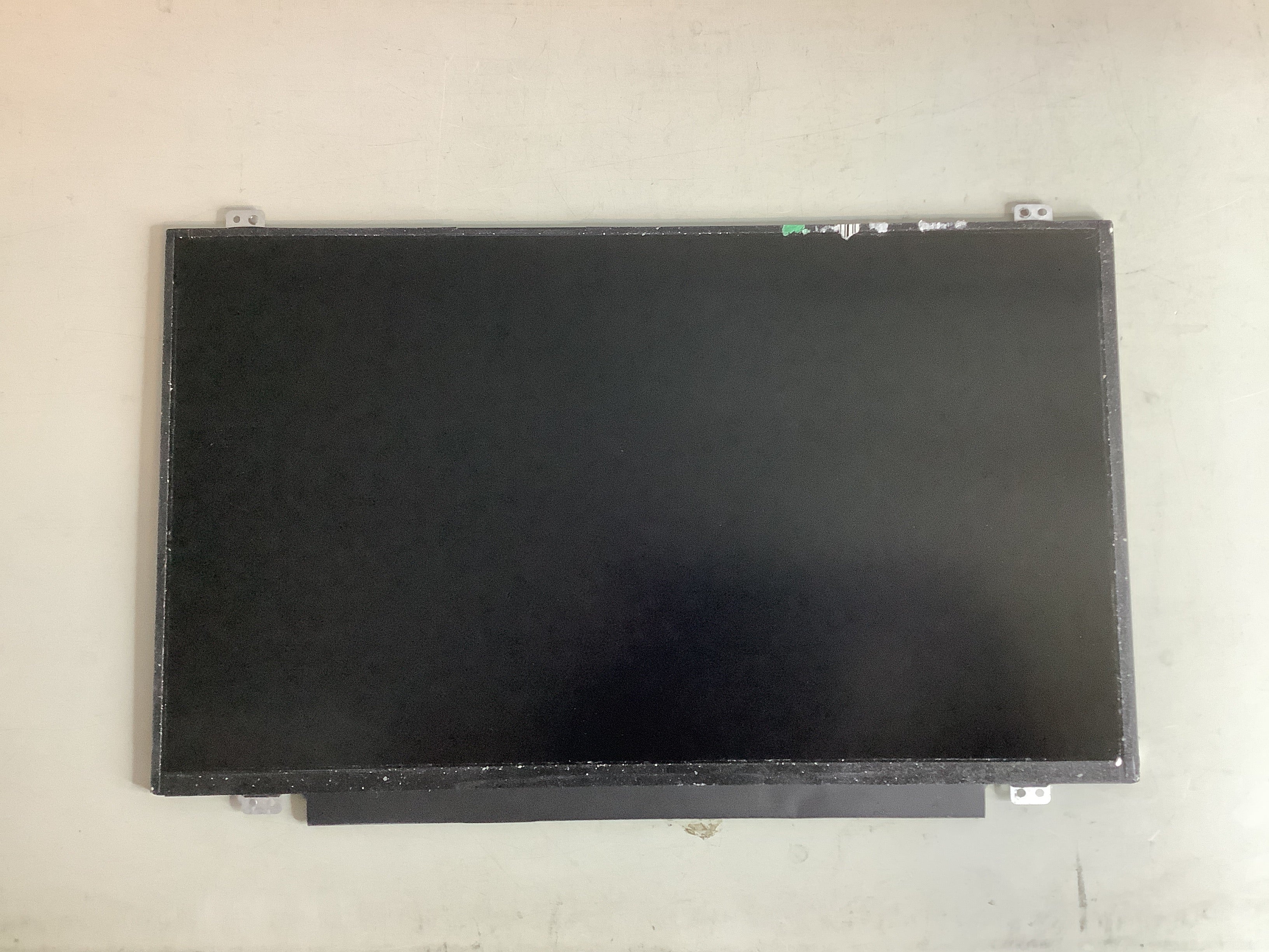 LP140WF6 (SP)(B7) laptop screen image 2