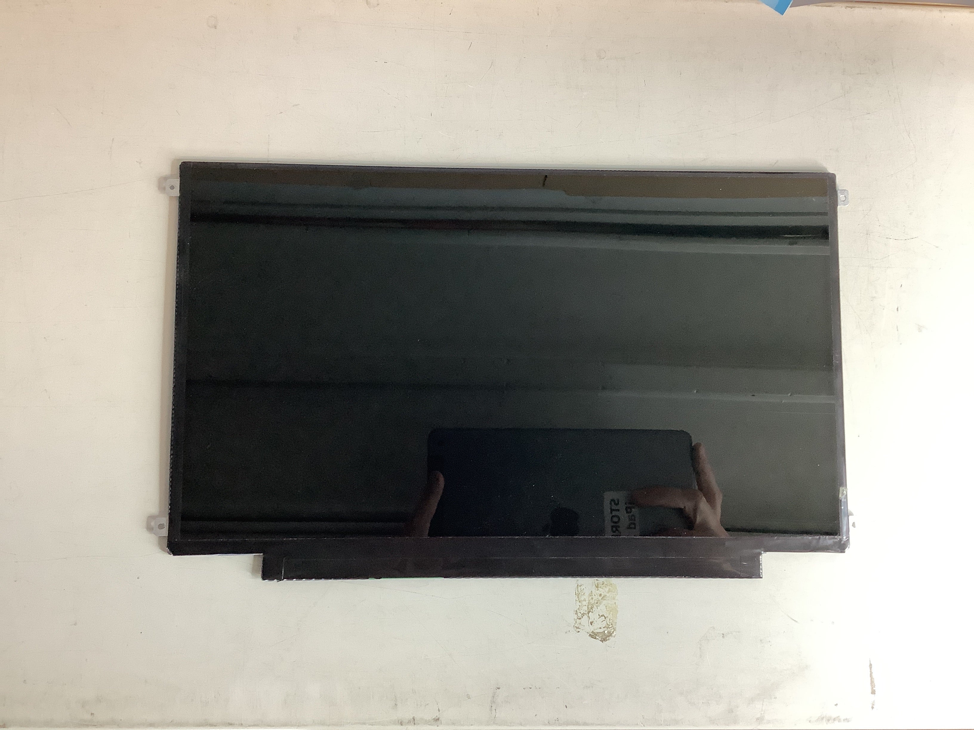 N133BGE -LB1 laptop screen image 2