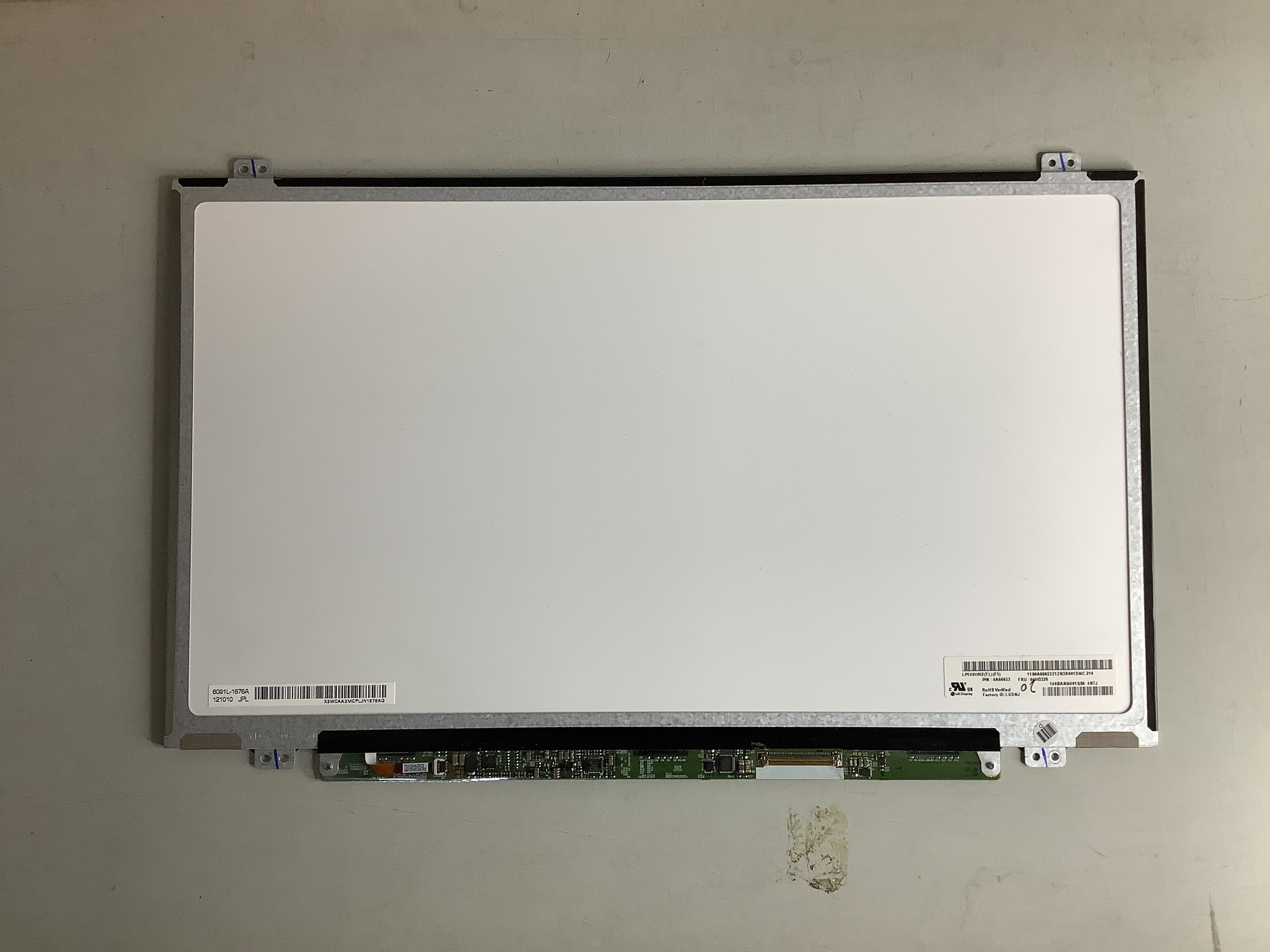 LP140WH2 (TL) (F1) laptop screen image 3