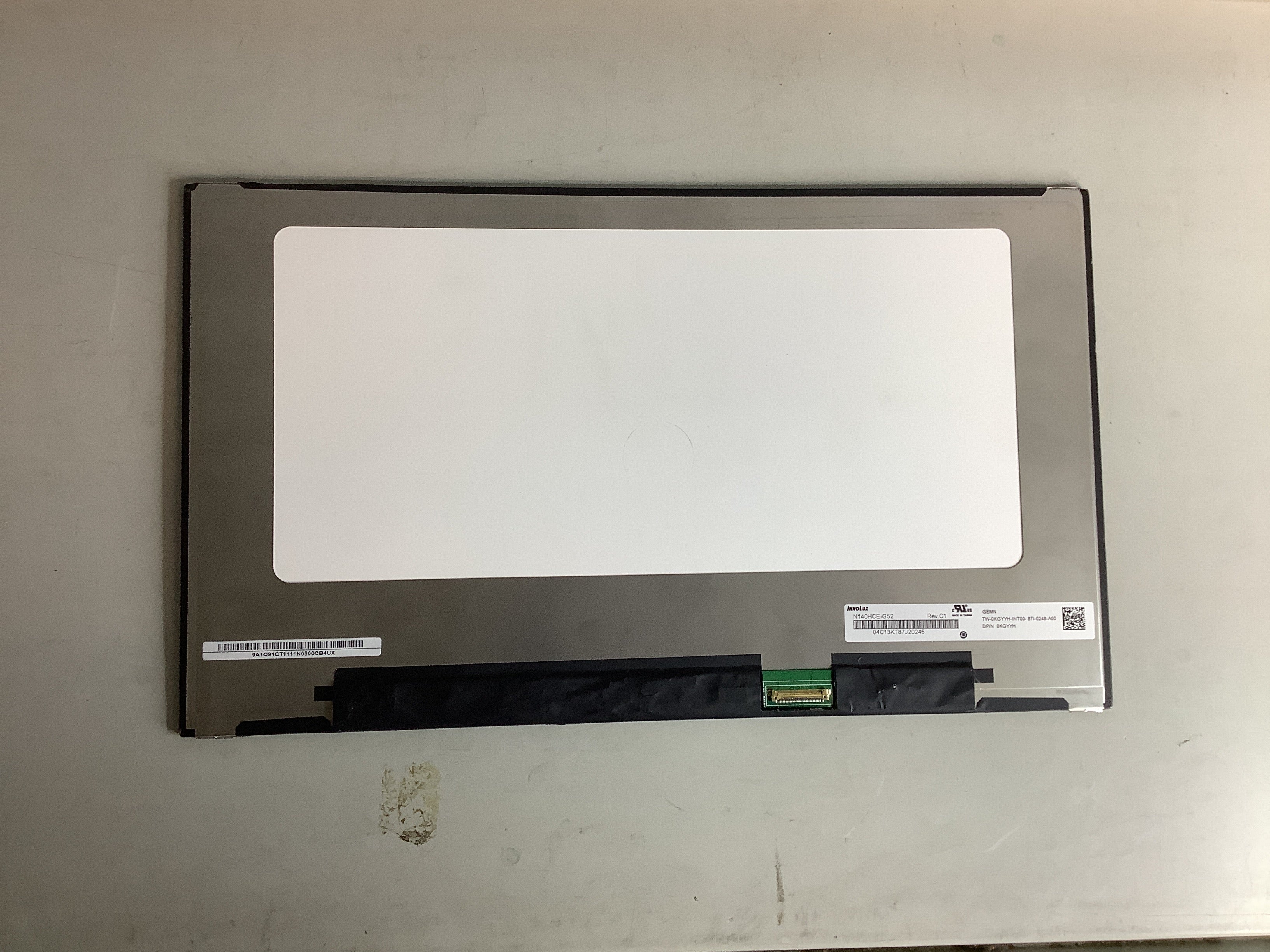 N140HCE-G52 Rev. C1 laptop screen image 3