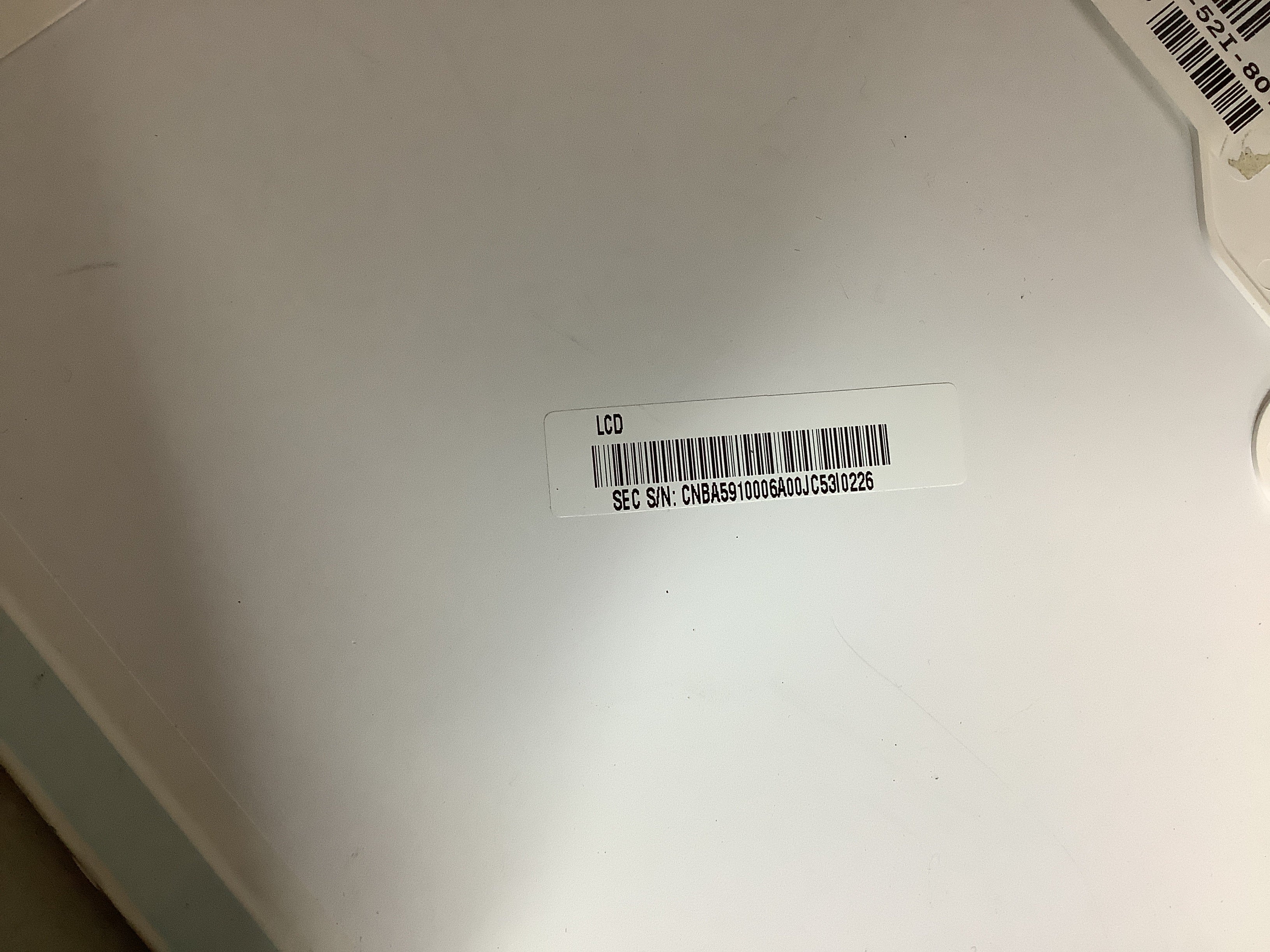 LTN121XF-L01 laptop screen image 11