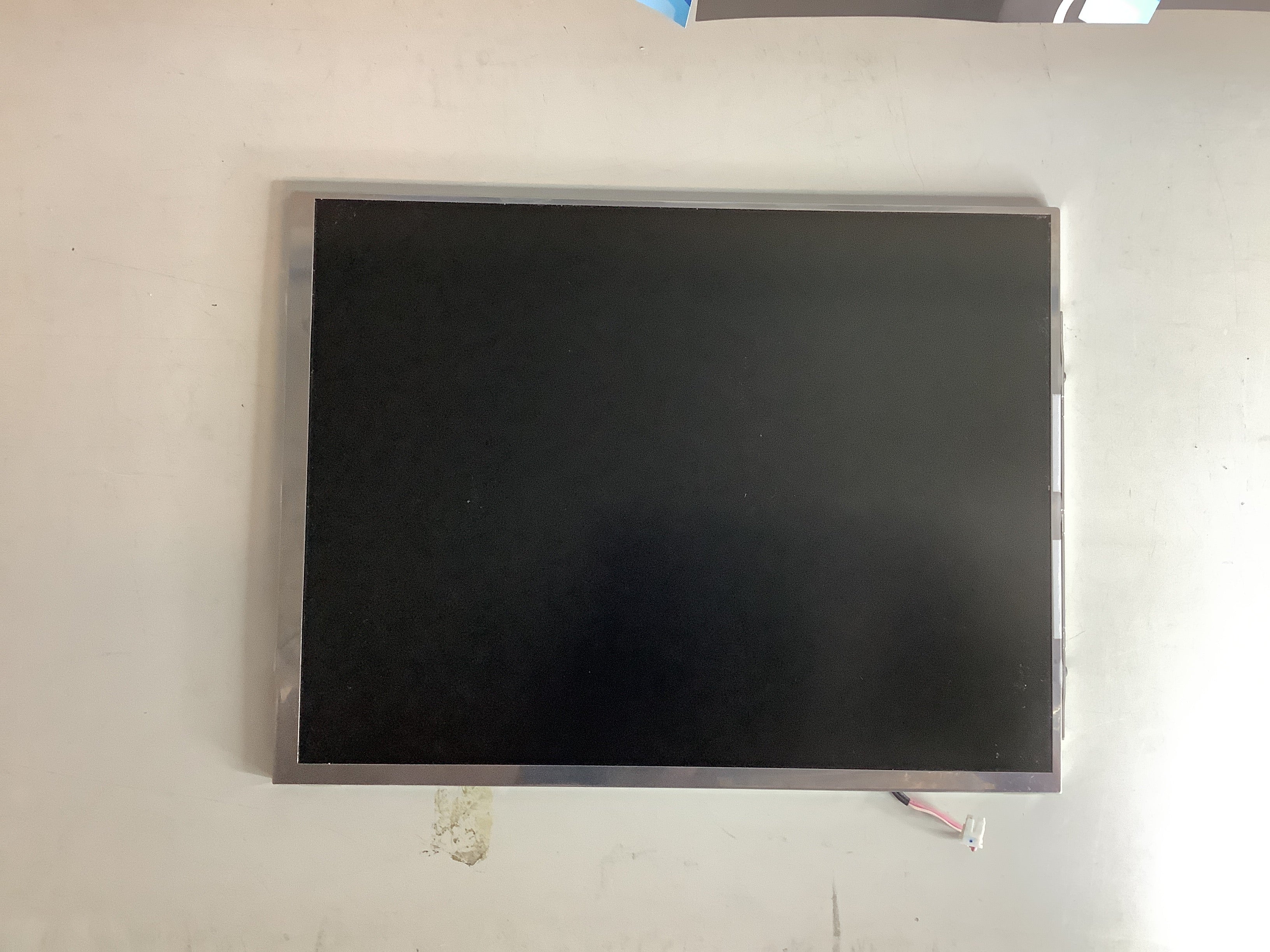 TX31D65VC1CAA laptop screen image 2