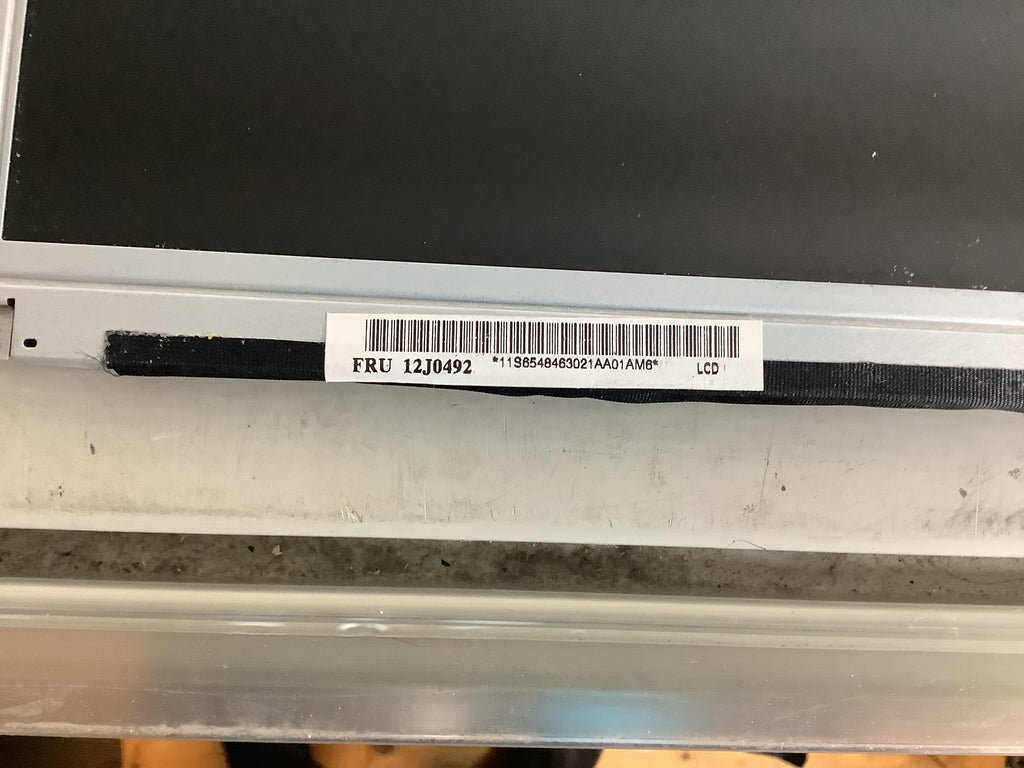 LMG9970ZWCC-01 / 7114TN21769 laptop screen image 4