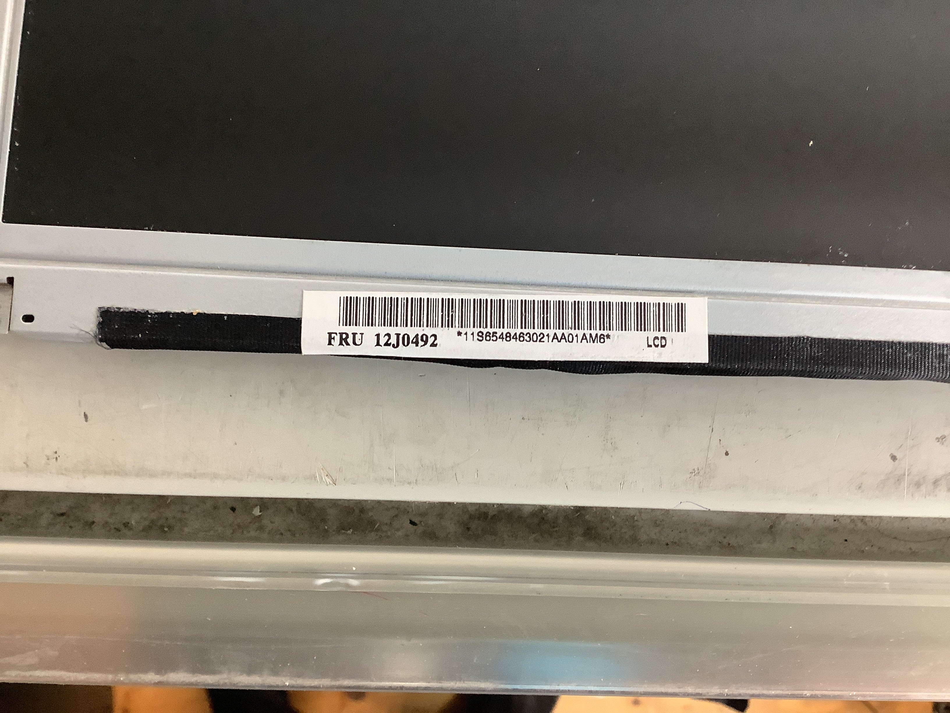 LMG9970ZWCC-01 / 7114TN21769 laptop screen image 4