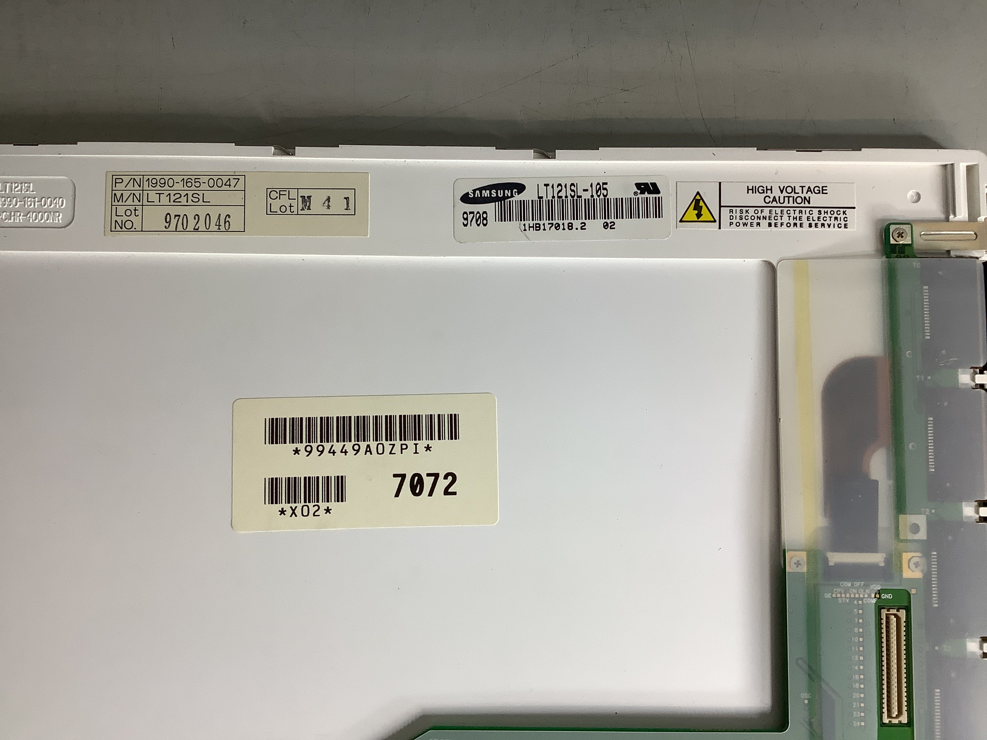 LT121SL-105 laptop screen image 4