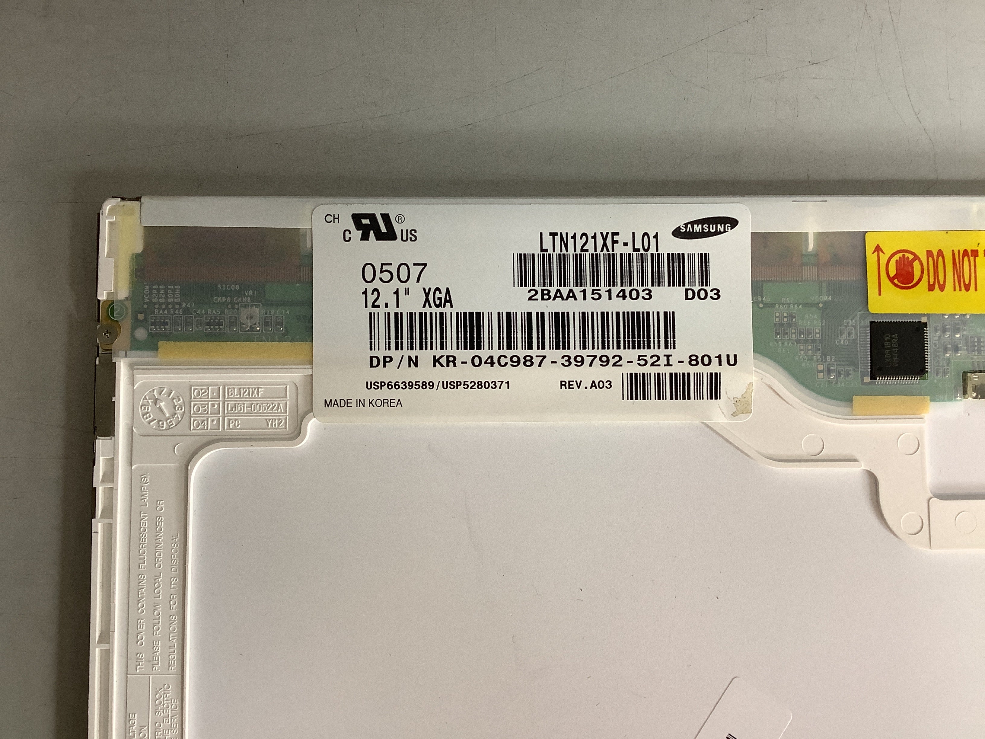 LTN121XF-L01 laptop screen image 9
