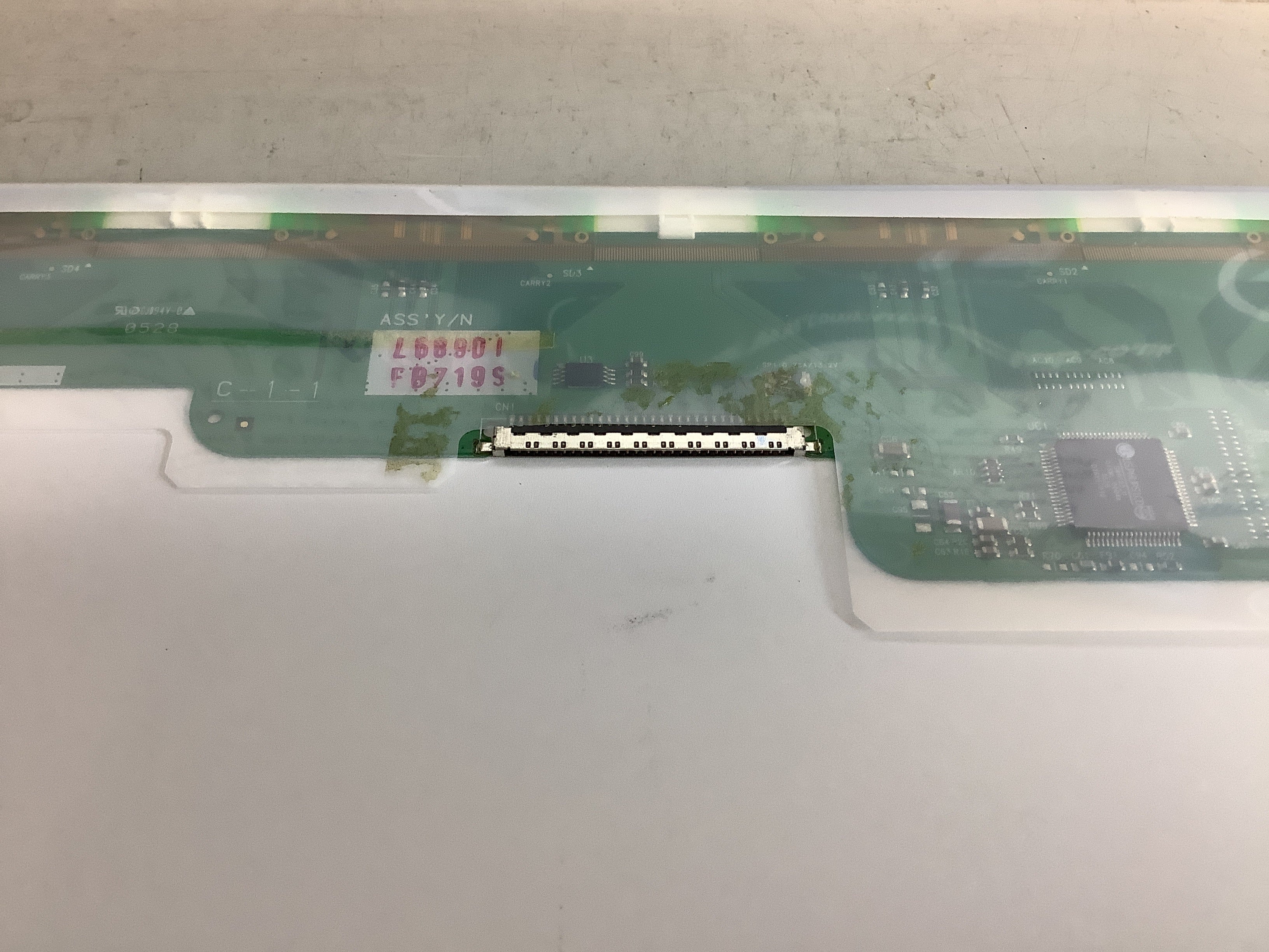 LP150X08 (TL)(A2) laptop screen image 6