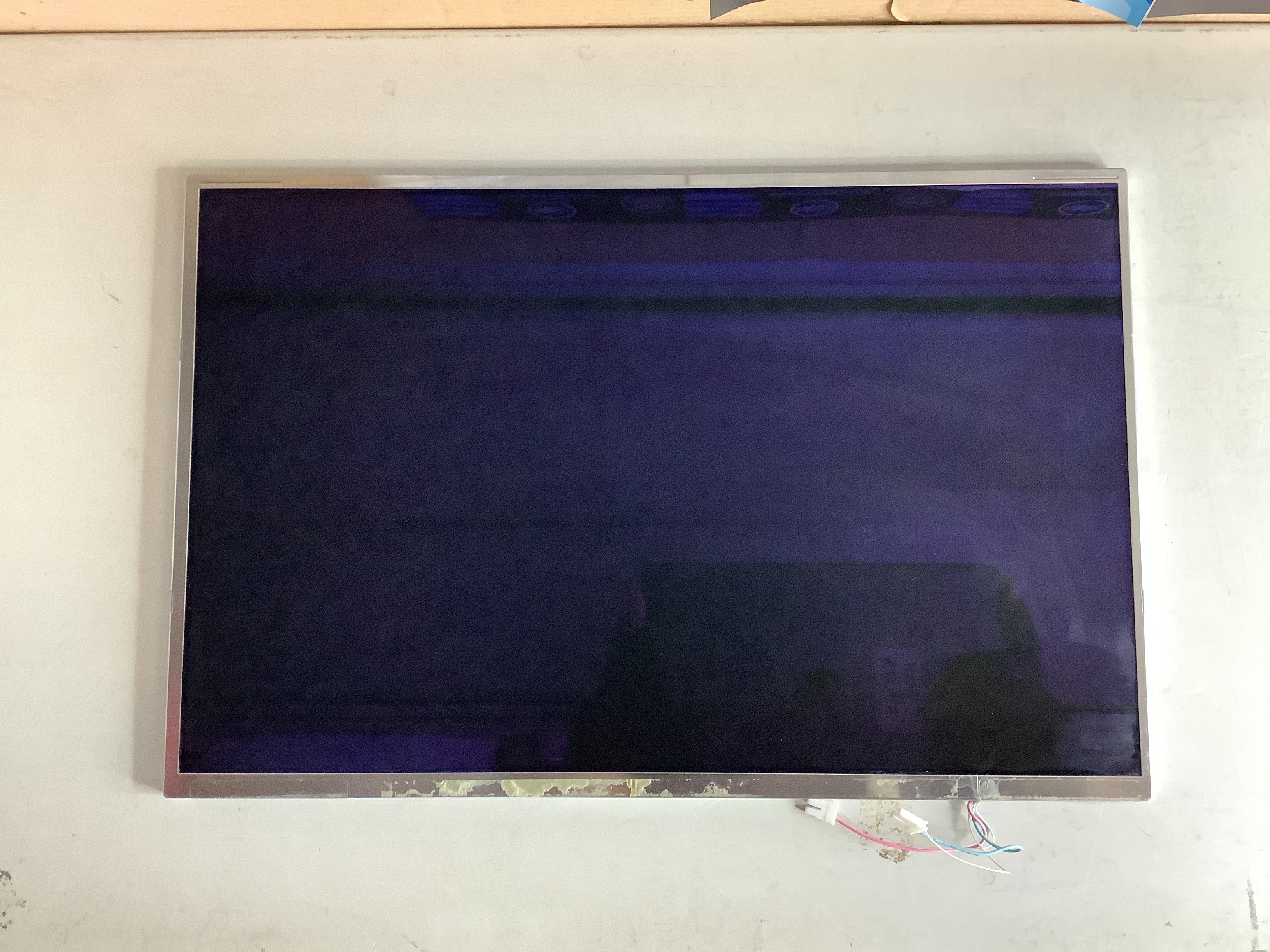 B154EW03 V.1 laptop screen image 2