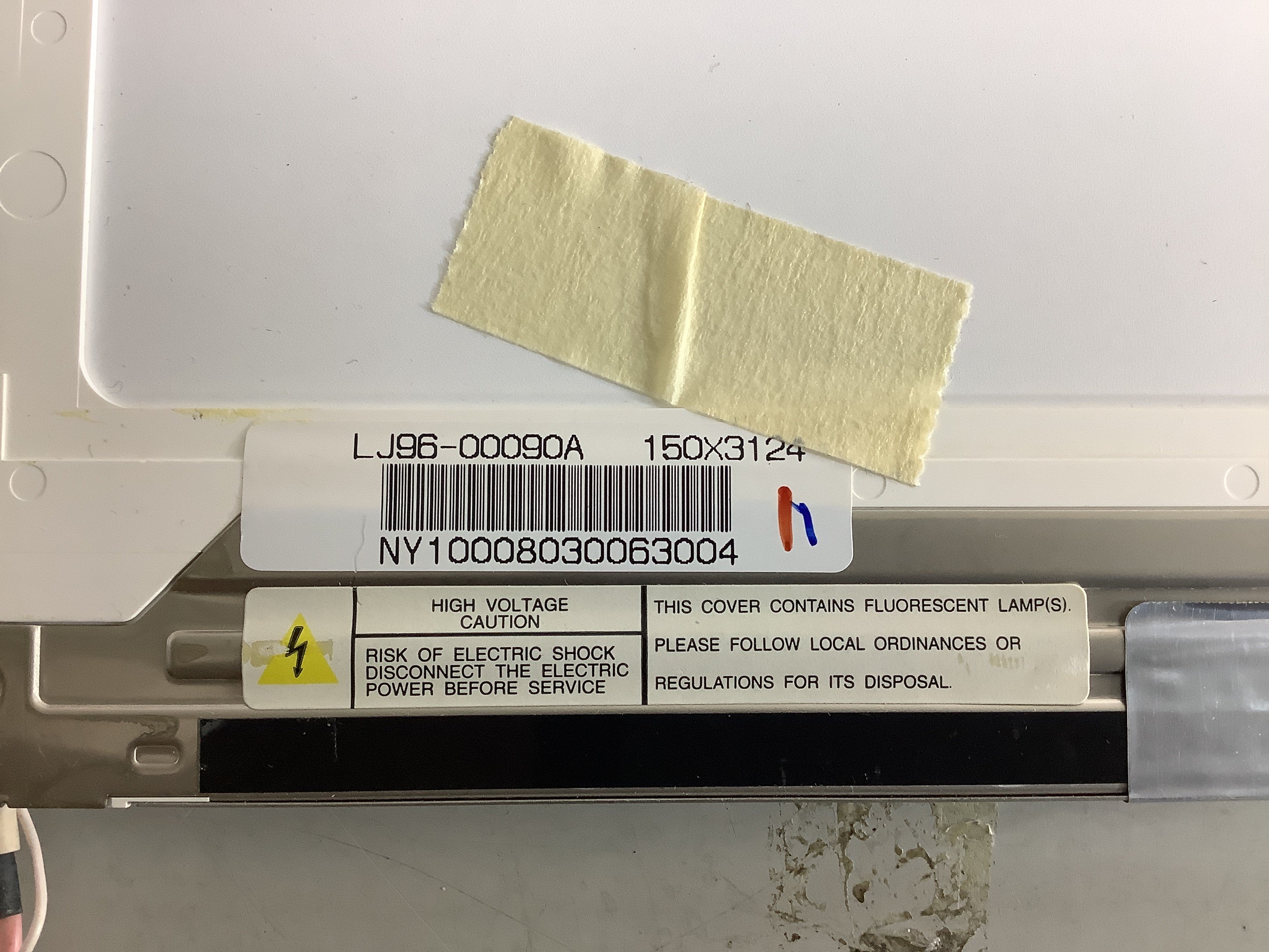 LT150X3-124 laptop screen image 5
