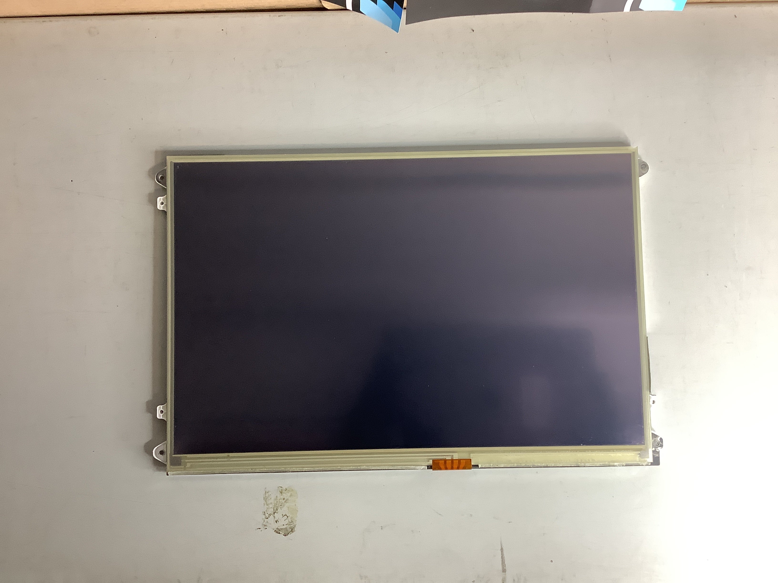 LTD121KX4K laptop screen image 2