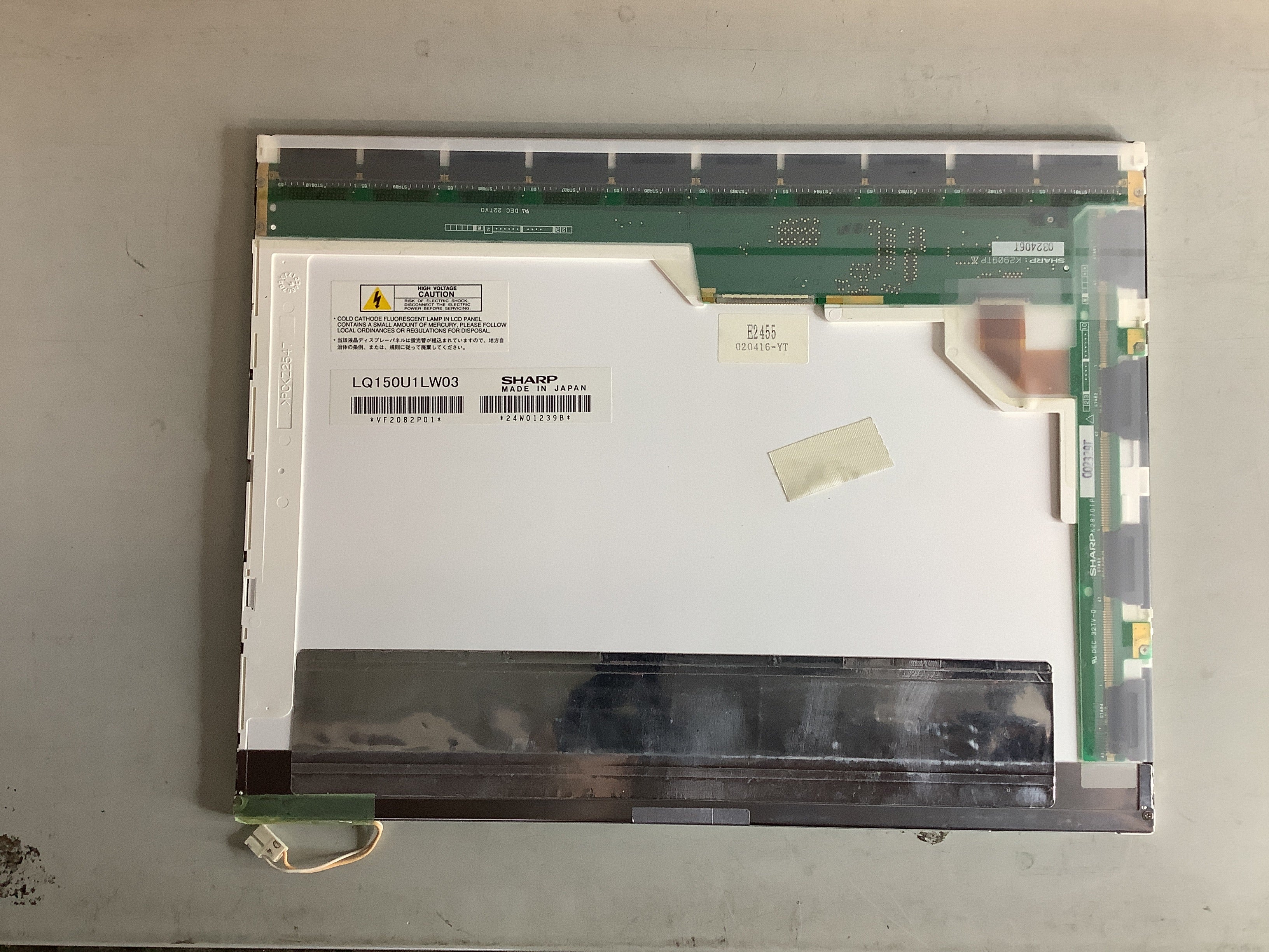 LQ150U1LW03 laptop screen image 3