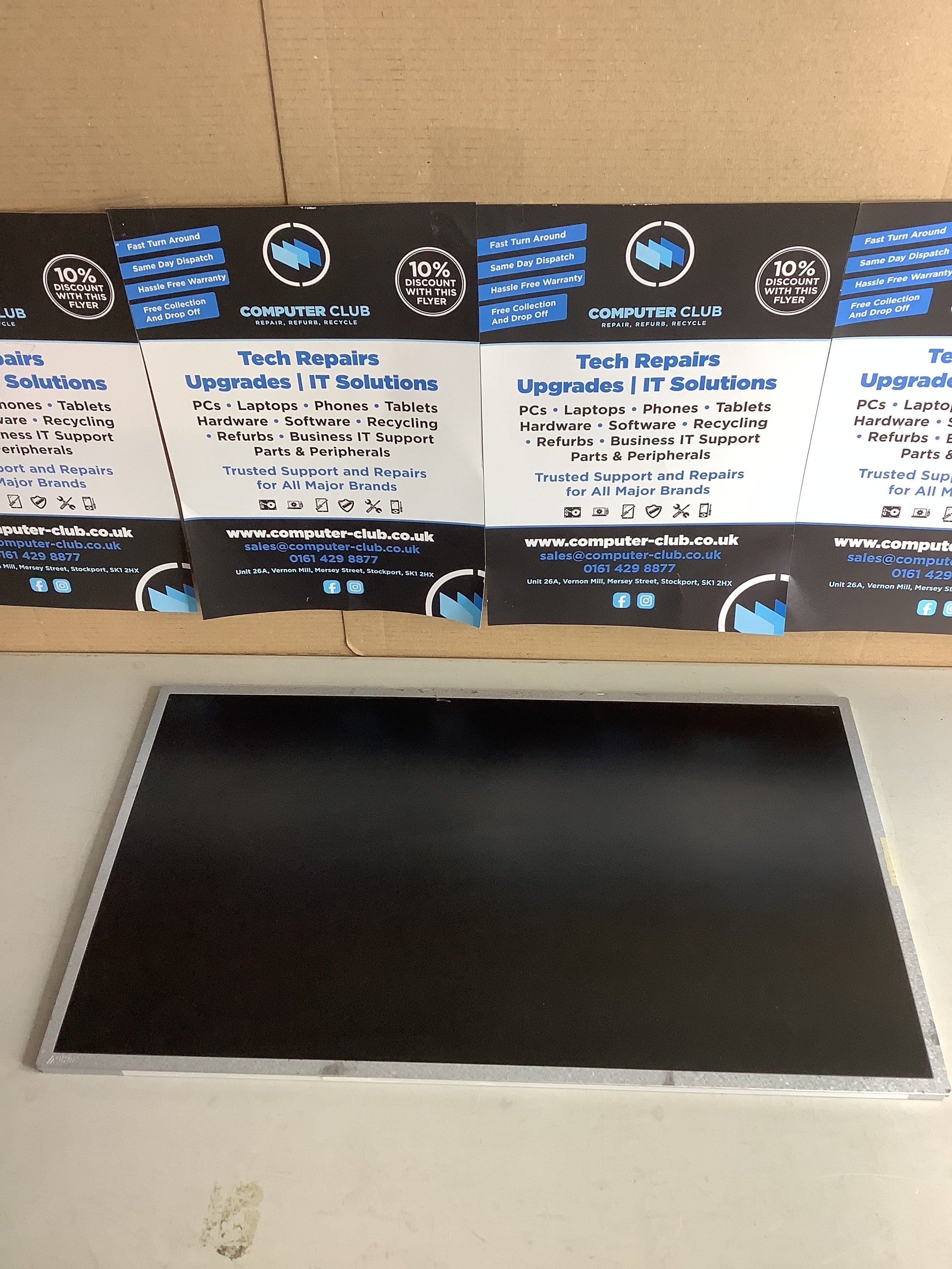 B156XW02 V.3 laptop screen