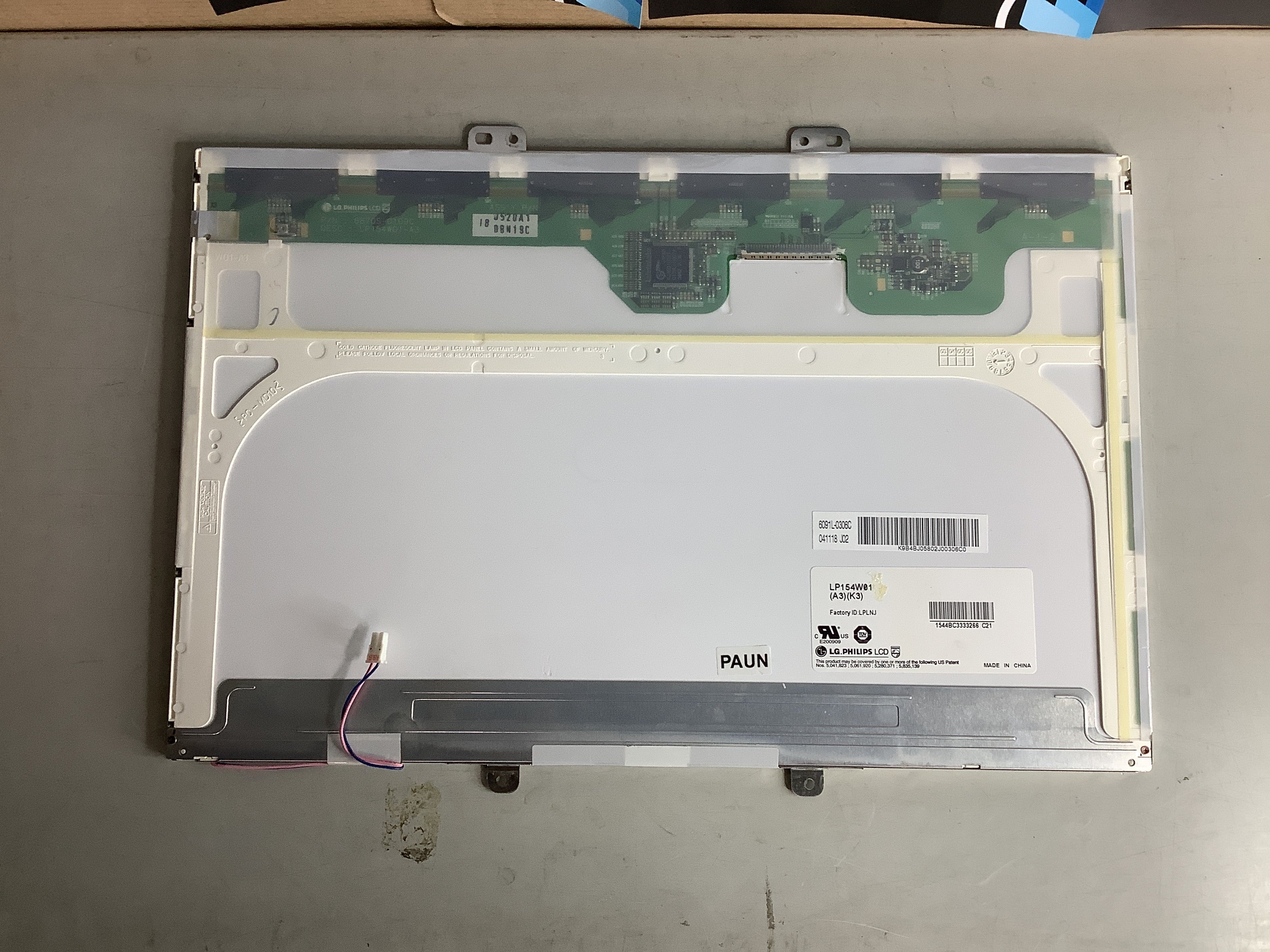 LP154W01 (A3)(K3) laptop screen image 3