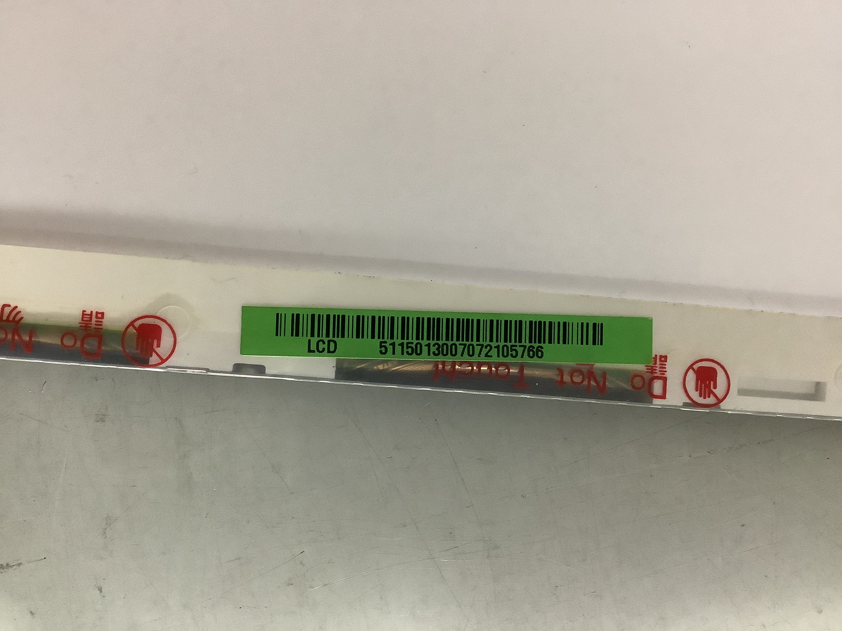 CLAA154WB05A laptop screen image 16