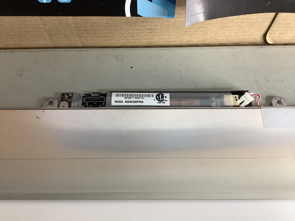 LQ170M1LW2A laptop screen image 6