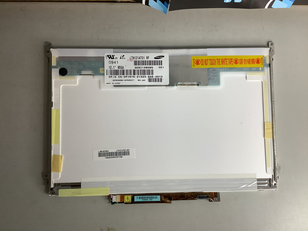 LTN121AT01 RF laptop screen image 3